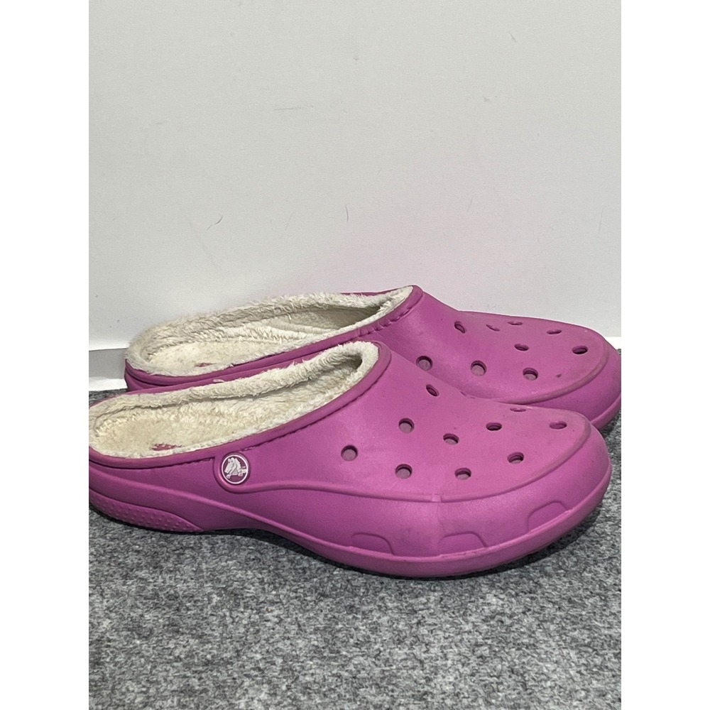 Crocs Mammoth Clogs Women 9 Pink Faux Fur Lined Slip On Mules Berry Comfort